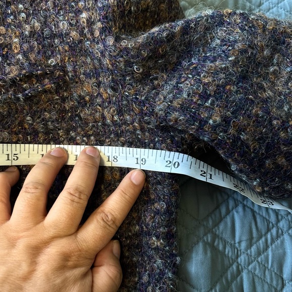 Women's Textured Jacket - Picture 12 of 16